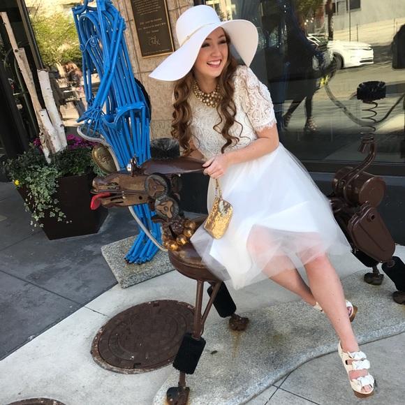 Meet your Posher, Morgan - Picture 3 of 3